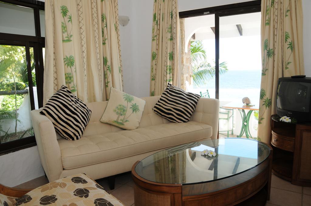 Edens Holiday Villas Port Glaud Zimmer foto