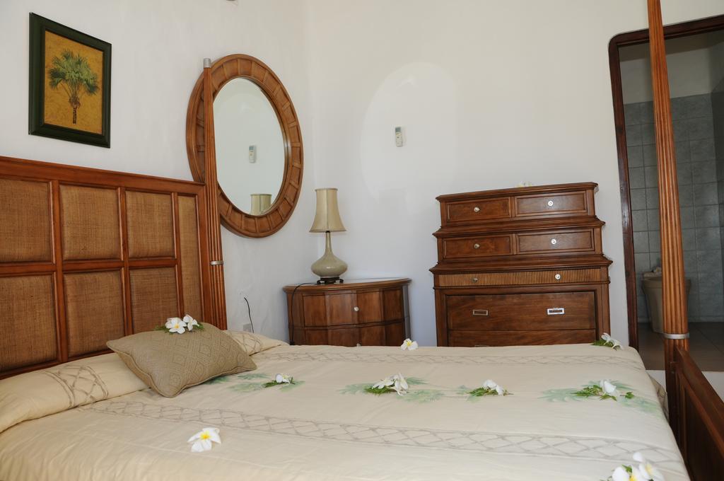 Edens Holiday Villas Port Glaud Zimmer foto